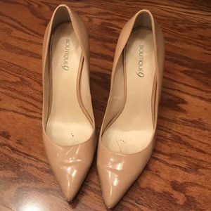 Nude Pumps